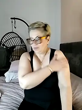 Snapshot of Pumabionda chatting on March 2025 09:38:02 AM Pumabionda online show from March 2025 09:38:02 AM