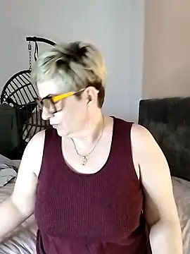 Snapshot of Pumabionda chatting on March 2025 09:04:02 AM Pumabionda online show from March 2025 09:04:02 AM