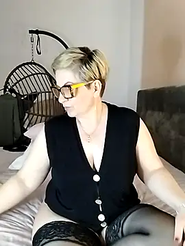 Snapshot of Pumabionda chatting on March 2025 09:35:01 PM Pumabionda online show from March 2025 09:35:01 PM