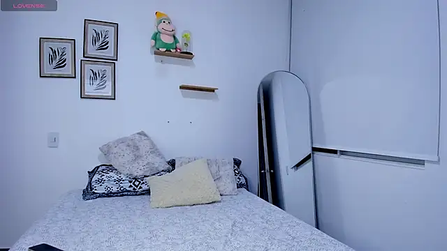 sarita bigbooty  online show from March 2026 04:57:02 AM