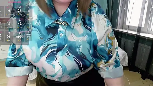 Snapshot of LizaMilfa chatting on April 2026 08:09:02 AM LizaMilfa online show from April 2026 08:09:02 AM