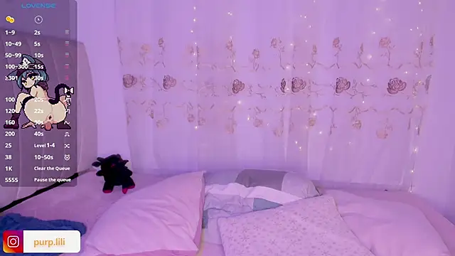 Snapshot of purplelilith3 chatting on April 2026 02:25:01 AM purplelilith3 online show from April 2026 02:25:01 AM