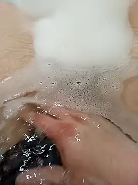 Snapshot of flo000031 chatting on March 2026 09:46:02 AM flo000031 online show from March 2026 09:46:02 AM