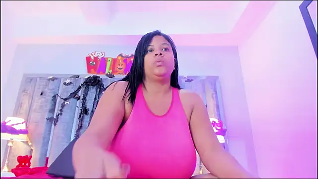 Ciara Benet online show from October 2025 12:02:02 PM