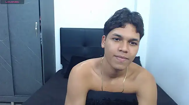 David Gil19 online show from March 2025 07:47:02 AM