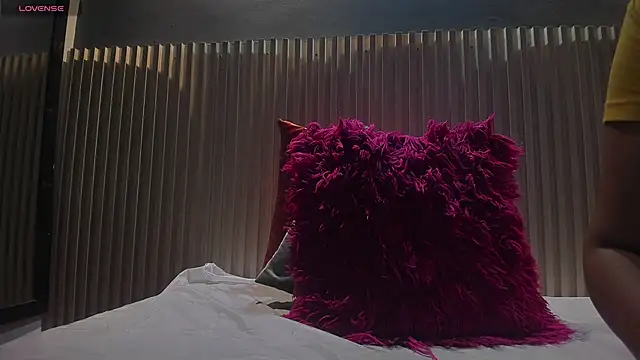 Snapshot of Aida-nicolle chatting on March 2025 10:00:02 AM Aida-nicolle online show from March 2025 10:00:02 AM