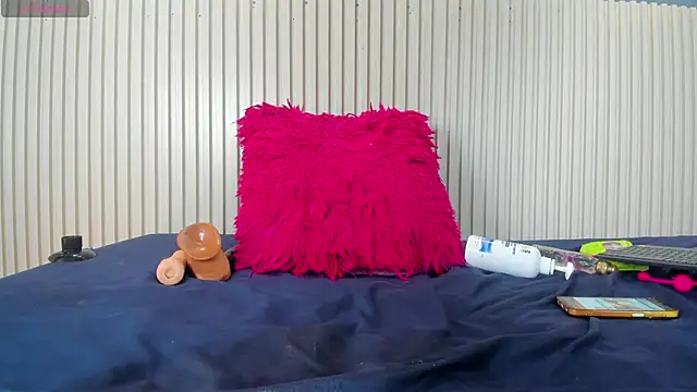 Snapshot of Aida-nicolle chatting on March 2025 03:59:01 PM Aida-nicolle online show from March 2025 03:59:01 PM