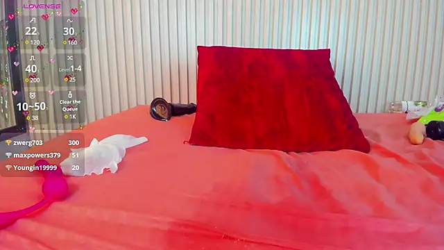 Snapshot of Aida-nicolle chatting on March 2025 01:07:02 PM Aida-nicolle online show from March 2025 01:07:02 PM