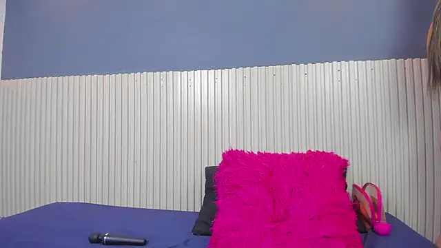 Snapshot of Aida-nicolle chatting on September 2025 10:04:02 AM Aida-nicolle online show from September 2025 10:04:02 AM