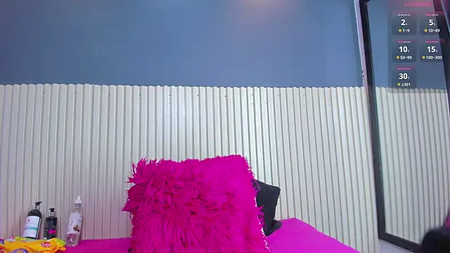 Snapshot of Aida-nicolle chatting on November 2025 10:18:01 AM Aida-nicolle online show from November 2025 10:18:01 AM