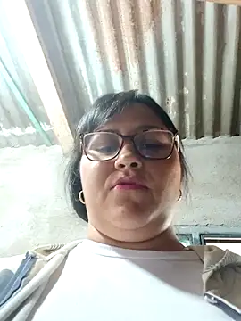 promiscuous-indecent-momm online show from February 2025 08:09:01 PM