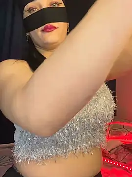 Snapshot of ONY-Moka chatting on April 2026 01:11:01 AM ONY-Moka online show from April 2026 01:11:01 AM