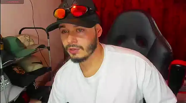 ragnar lothbrok777 online show from March 2025 08:40:01 AM