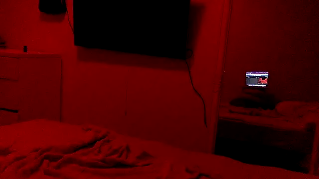 Snapshot of Bleueyez007 chatting on October 2025 08:17:02 PM Bleueyez007 online show from October 2025 08:17:02 PM