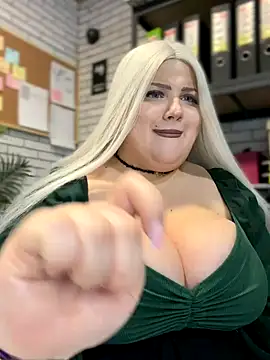 Eliaden online show from November 2025 04:01:02 AM