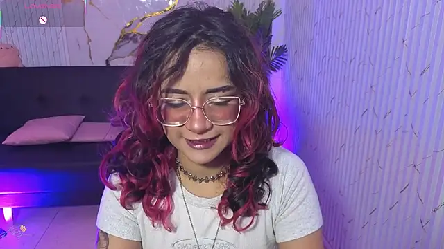 kristen tay online show from April 2026 03:17:01 AM