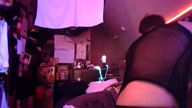 Snapshot of Sk00byJaXxX212 chatting on October 2025 09:06:02 AM Sk00byJaXxX212 online show from October 2025 09:06:02 AM