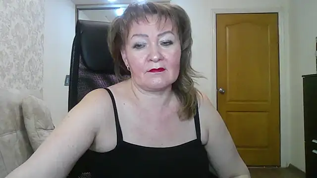 Victoria secrets  online show from February 2025 05:38:02 PM