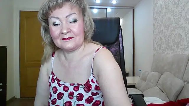 Snapshot of Victoria_secrets_ chatting on April 2026 04:35:01 AM Victoria secrets online show from April 2026 04:35:01 AM