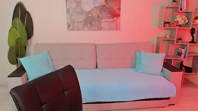 GabriellaMays online show from December 2025 05:15:02 AM