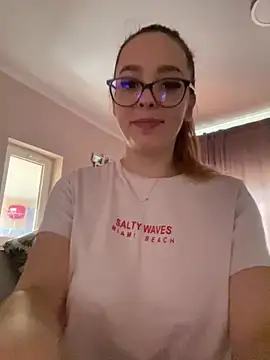 Snapshot of Pussy4564N chatting on February 2025 11:51:01 AM Pussy4564N online show from February 2025 11:51:01 AM