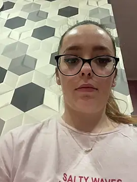 Snapshot of Pussy4564N chatting on February 2025 02:54:01 PM Pussy4564N online show from February 2025 02:54:01 PM