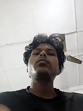 Snapshot of boyyouwant33 chatting on February 2025 02:10:01 PM boyyouwant33 online show from February 2025 02:10:01 PM