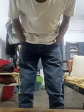 Snapshot of boyyouwant33 chatting on February 2025 12:19:02 AM boyyouwant33 online show from February 2025 12:19:02 AM