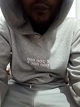 Snapshot of boyyouwant33 chatting on February 2025 08:33:01 PM boyyouwant33 online show from February 2025 08:33:01 PM