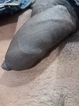 Snapshot of boyyouwant33 chatting on February 2025 12:33:02 PM boyyouwant33 online show from February 2025 12:33:02 PM