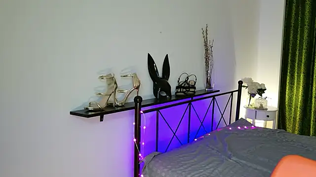 RaileReed online show from October 2025 12:49:02 PM