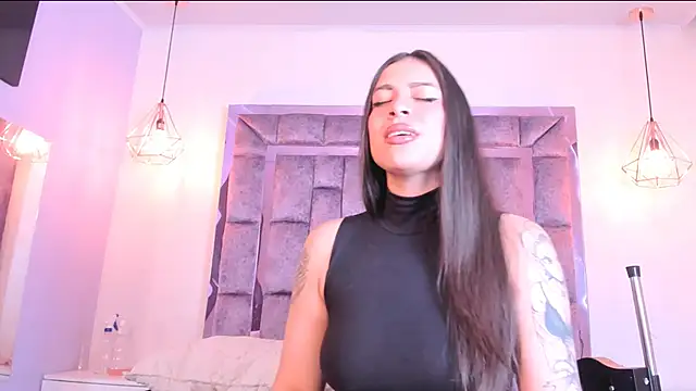 Snapshot of Annie_rhoades chatting on February 2025 05:09:02 PM Annie rhoades online show from February 2025 05:09:02 PM