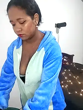 lilithathenea online show from February 2025 11:49:01 AM