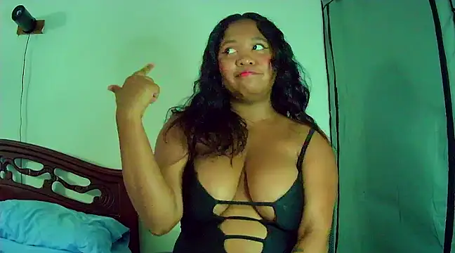 lilithathenea online show from March 2025 04:02:01 PM