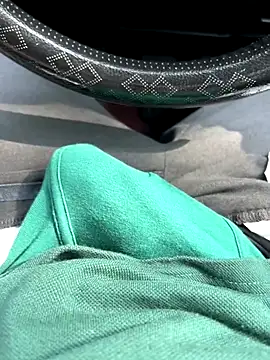 Snapshot of BadboySLR_8899 chatting on November 2025 08:46:02 AM BadboySLR 8899 online show from November 2025 08:46:02 AM