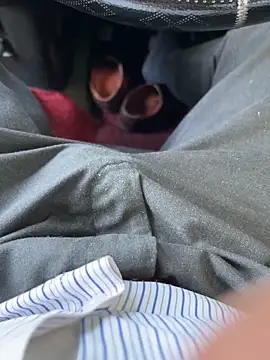 Snapshot of BadboySLR_8899 chatting on December 2025 08:30:01 AM BadboySLR 8899 online show from December 2025 08:30:01 AM