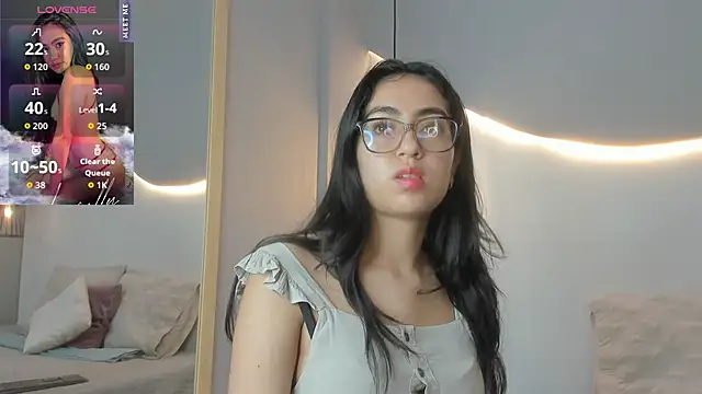 lucelly 15 online show from October 2025 11:20:02 AM