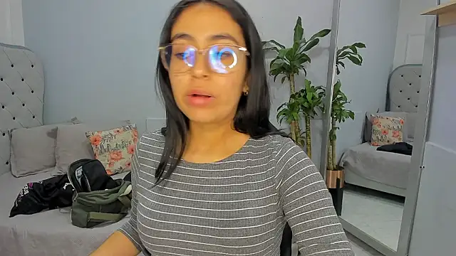lucelly 15 online show from March 2026 11:49:02 AM