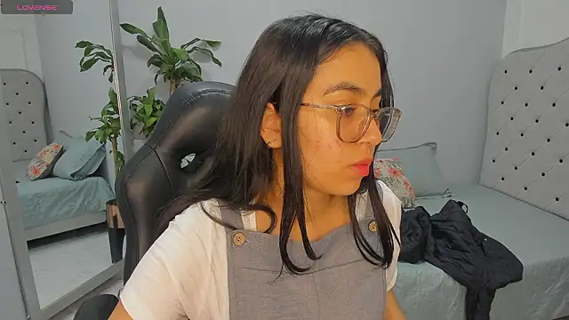 lucelly 15 online show from March 2026 11:38:01 AM