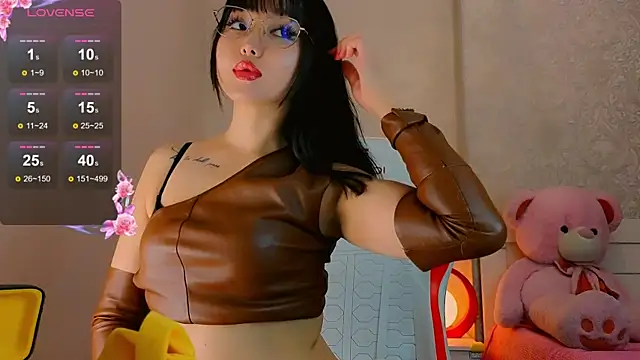 Snapshot of Demonic_Angel_ chatting on June 2026 03:33:01 PM Demonic Angel online show from June 2026 03:33:01 PM