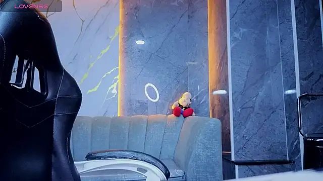 Anni acker b online show from April 2026 07:37:01 PM