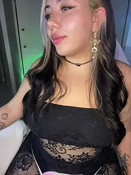 Snapshot of _ivyginger chatting on April 2026 11:40:02 PM ivyginger online show from April 2026 11:40:02 PM