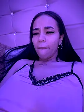 Naatalia online show from November 2025 08:37:01 AM