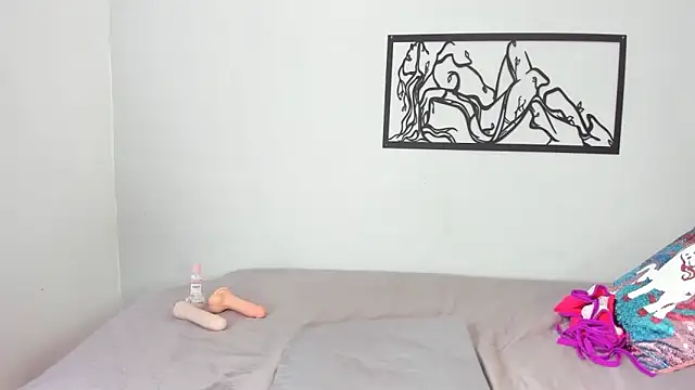 karina-lopez online show from October 2025 02:30:02 PM