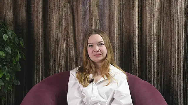 Snapshot of GeorginaCleverley chatting on February 2025 07:35:01 AM GeorginaCleverley online show from February 2025 07:35:01 AM