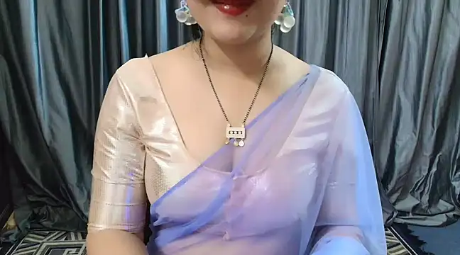 goldiwets online show from February 2025 06:09:02 PM