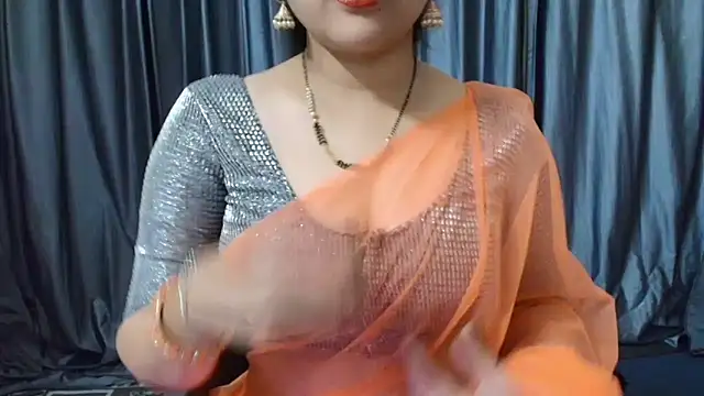 goldiwets online show from September 2025 03:11:01 AM