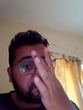 Snapshot of susthovai chatting on February 2026 11:28:02 AM susthovai online show from February 2026 11:28:02 AM