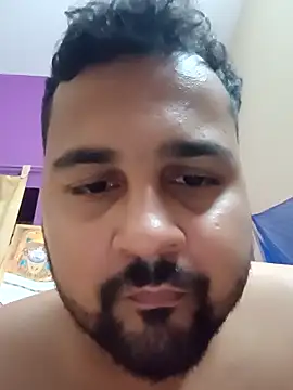 Snapshot of susthovai chatting on April 2026 05:40:01 PM susthovai online show from April 2026 05:40:01 PM