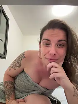 Lar0uch online show from March 2025 05:39:02 PM